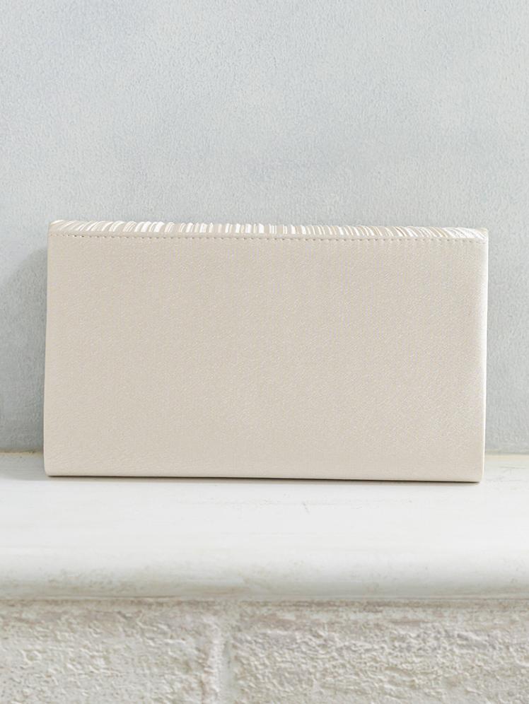 V字プレートサテンバッグ(ベージュ)BA063-BE 4