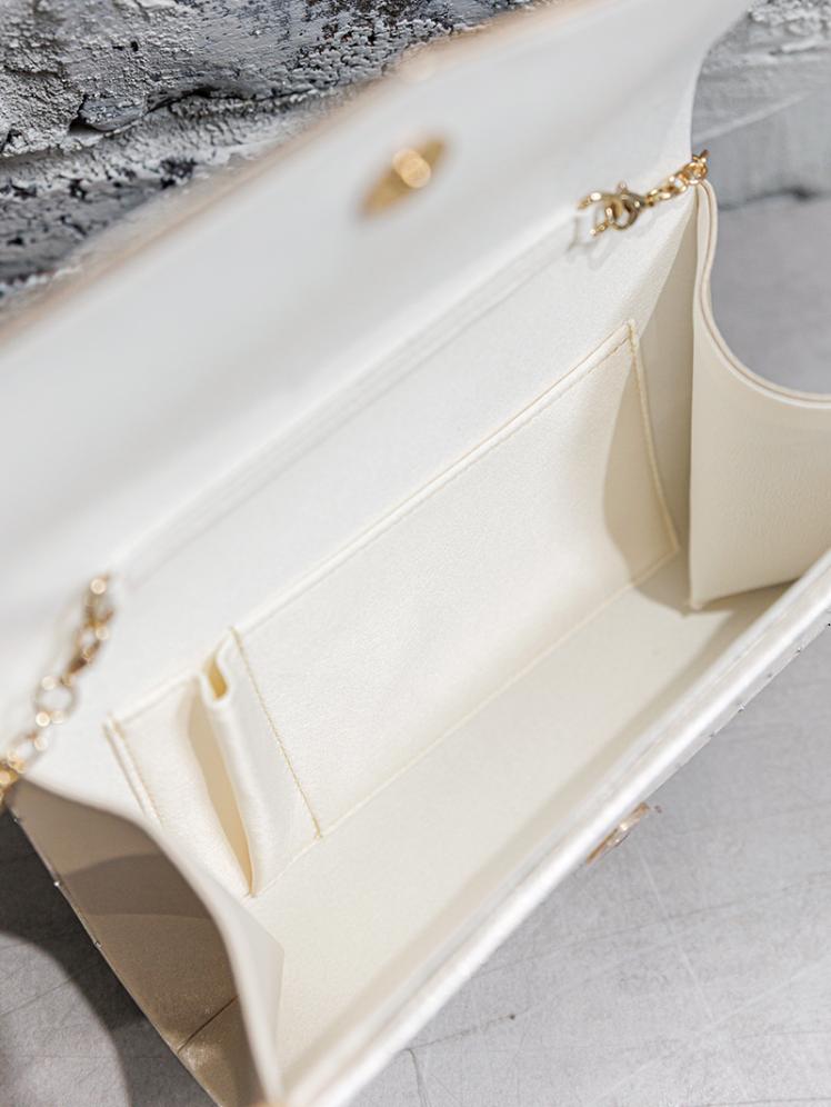 ラインストーン付きサテンバッグ(ベージュ)BA057-BE 5